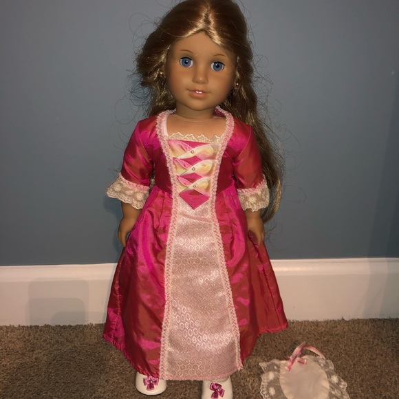 **RETIRED** elizabeth american girl doll - Picture 1 of 3